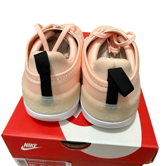 Nike NWT women’s sneakers - Picture 2 of 7